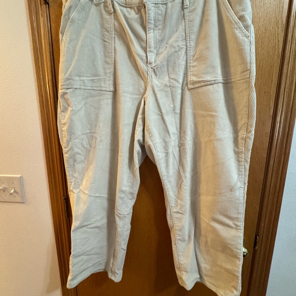 Universal Thread Corduroy Pants ivory size 24